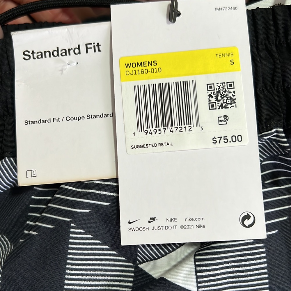 Nike Women’s Nylon Pants Women’s Geometric Black Rainwear, walk-in outdoor pants - Picture 11 of 11